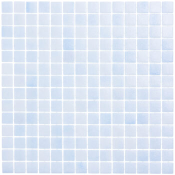 Mozaika basenowa o jasnoniebieskim kolorze.