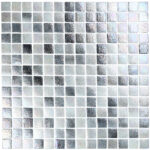 Mozaika basenowa w odcieniach szarości z delikatną teksturą i połyskiem