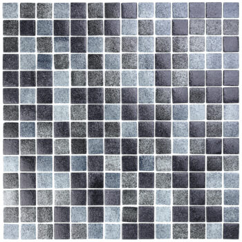 Czarno-szara mozaika basenowa z delikatnym nakrapianiem.